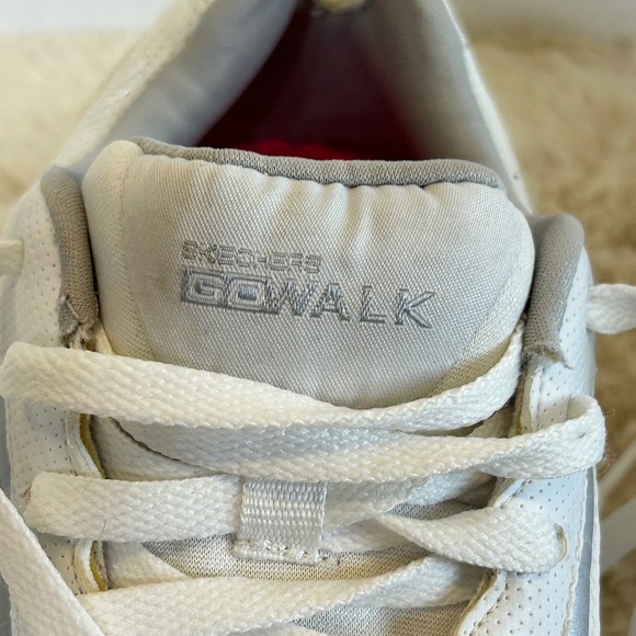 Skechers GOwalk‎ V-Stride Athletic Walking Sneakers White Silver Womens 7.5 - Picture 9 of 9